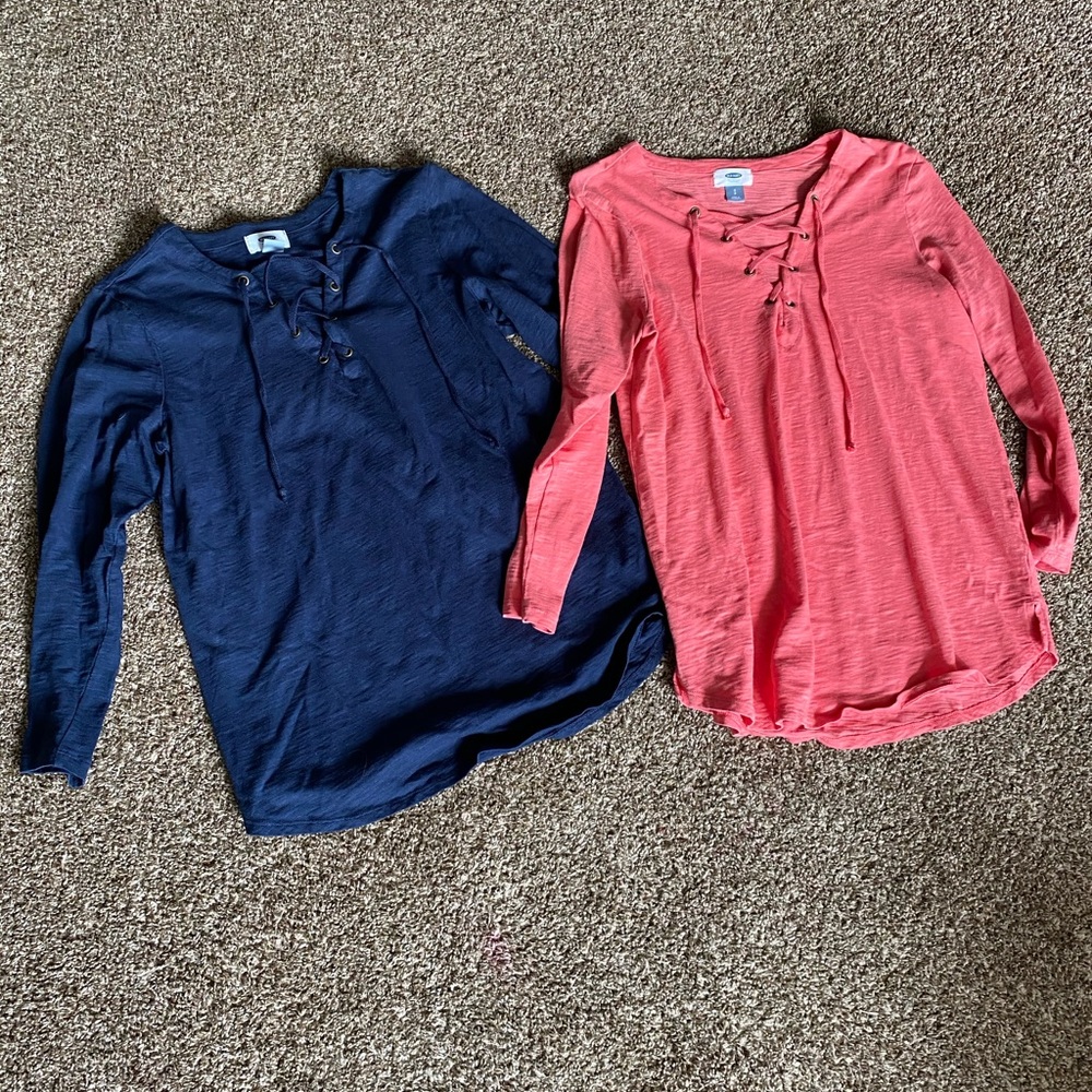 2 tie up old navy long sleeve shirts